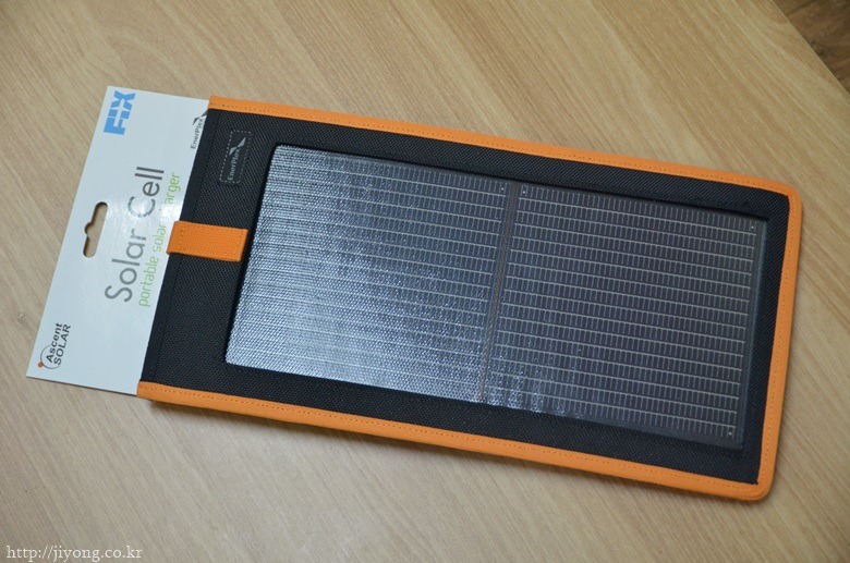 태양광으로 스마트폰이 충전이 가능하다?