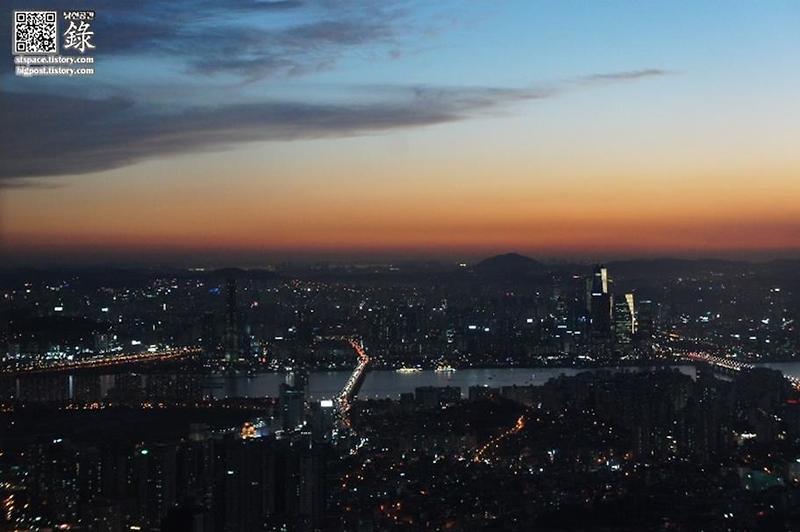 서울 근교 해돋이 명소 - 남산 해돋이 N서울타워에서 해넘이와 해돋이를 모두 볼 수 있는 곳