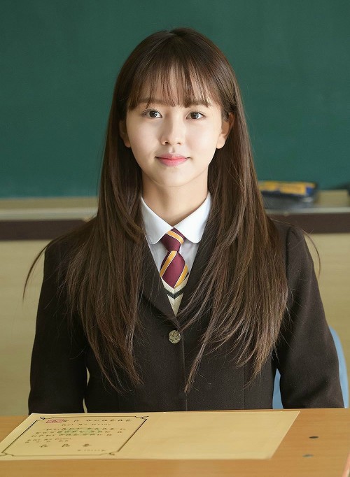 김소현 중학교 졸업식 사진 고화질 사진모음
