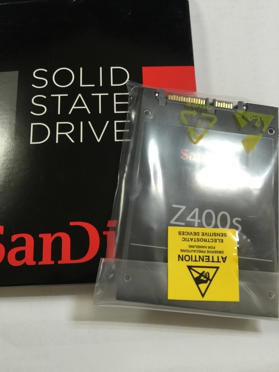 SSD 하드 샌드디스크 120GB 컴퓨터에 설치 완료