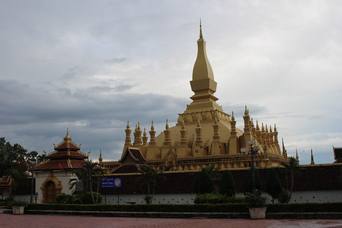 라오스의 상징 탓 루앙(That Luang) - 2015 라오스 여행 30