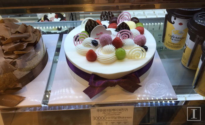파리바게뜨 생크림 케이크에 '유통기한' 없는 소름돋는 이유