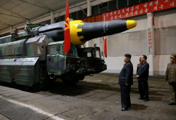 북한은 또 미사일 발사하다