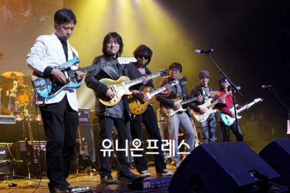 [리뷰] korea판 '크로스로드 기타 페스티벌'...게리 무어로 대동단결한 하나2G神의 송가 좋은정보
