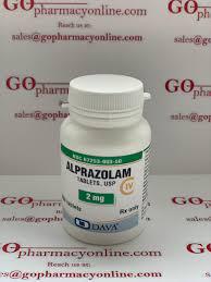 알프라졸람(Alprazolam)의 효능과 부작용, 사용시 주의할 점은?
