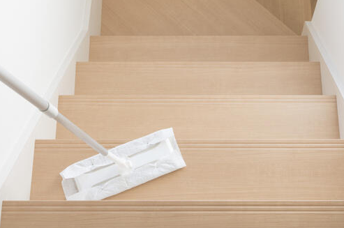 효과적인 계단 청소 방법