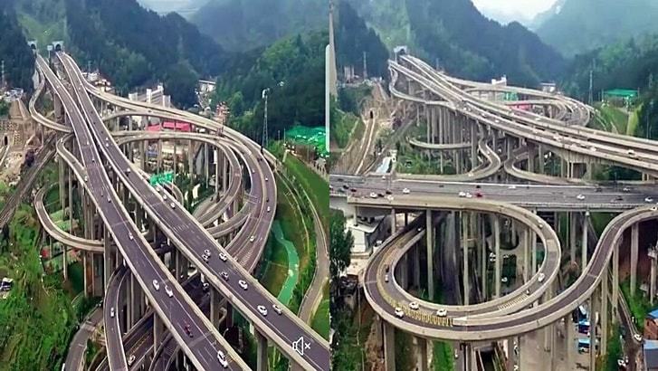 세계에서 가장 복잡한 대륙의 교차로(Qianchun Interchange)