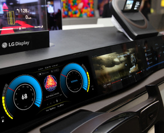 LGD 차량용 디스플레이 1억대 판매 돌파 OLED로 시장확대 한다
