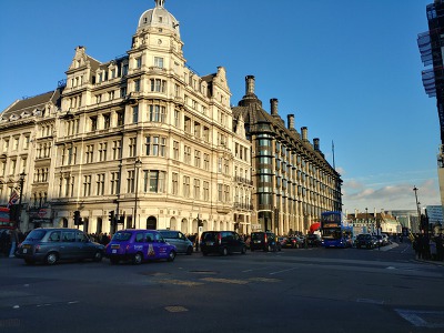 크리스마스에 영국의 런던을 여행하다 part.3 건물, 레미제라블, 야경