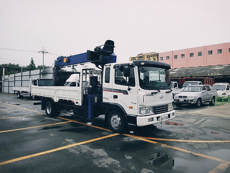 메가트럭 크레인 7톤 2011년형 3만km 주행 동양장비 소개합니다. 부산중고트럭 경남 울산 창원 제주 중고 크레인 매매
