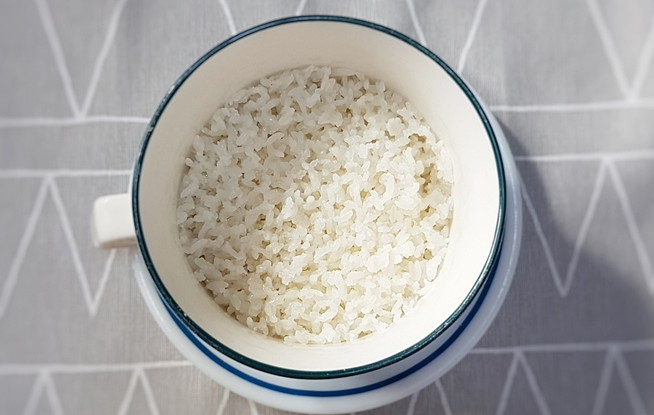 8분만에 전자레인지로 쌀밥 맛있게 짓는법