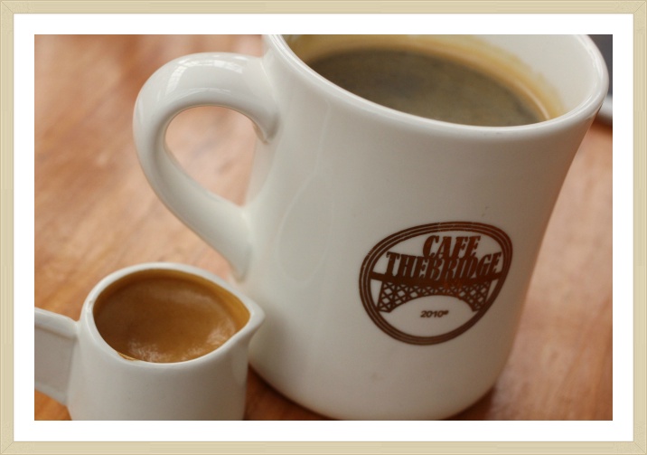 아메리칸과 아메리카노의 차이는? 카페의 커피에 관하여 아메리카노의 이름의 유래에 대해서 알고 마시자.