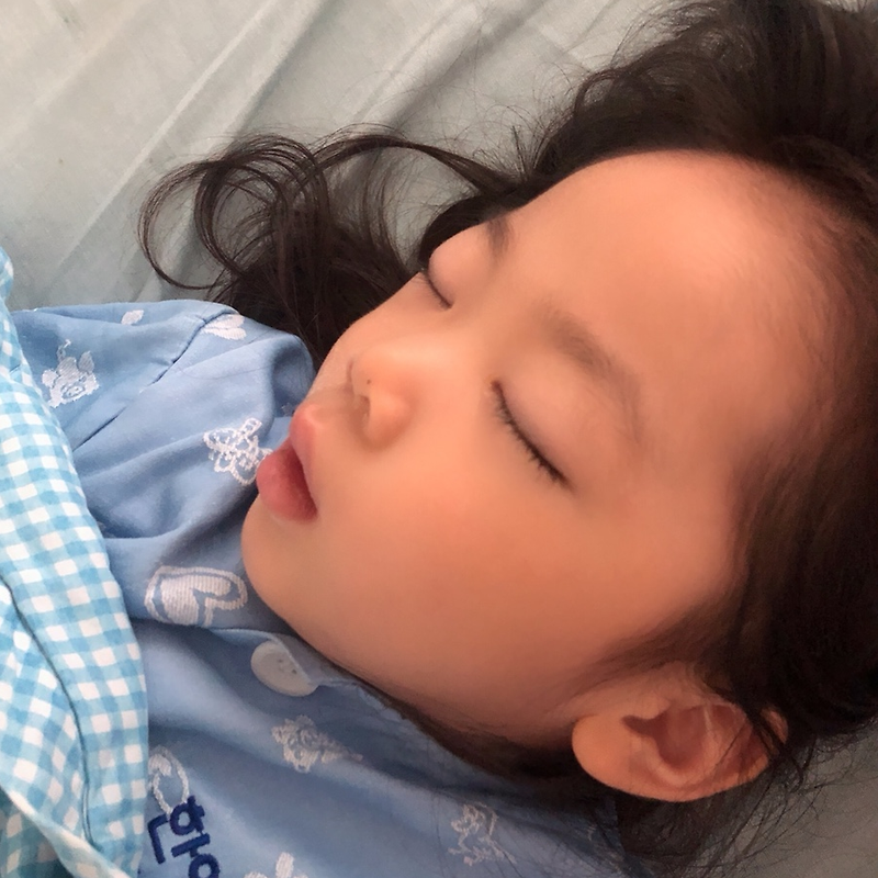 어린이 편도염 입원/퇴원 : 눈충혈 원인은 열 알레르기 ?