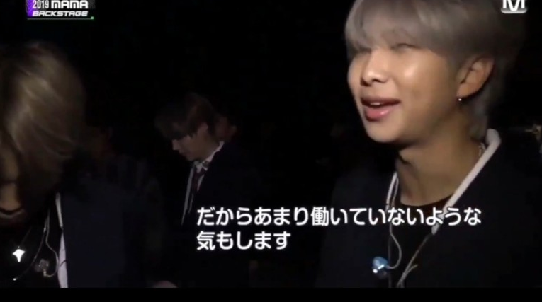 BTS <방탄소년단> 시즌 그리팅, 브라질 상파울로 콘서트 DVD/ 펭수 시상  BTS/ 2020 새해인사 확인