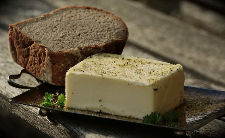 키토제닉 다이어트의 필수품 버터! 버터가 몸에 좋은 이유와 건강한 버터 고르는 팁! /LCHF/저탄고지/최강의섭취