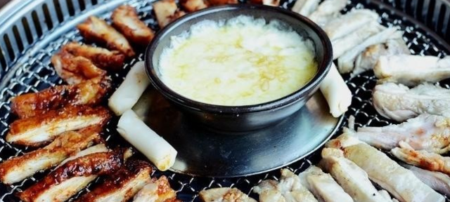 숯불닭갈비와 치즈의 만남 생생정보 치즈퐁듀닭갈비 맛집