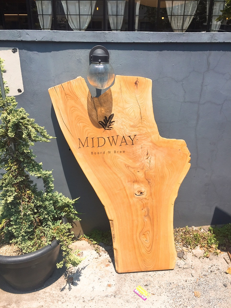 [과인홀로 대구여행]MIDWAY(미드웨이):잔잔한 분위기,친절한 주인 좋은정보