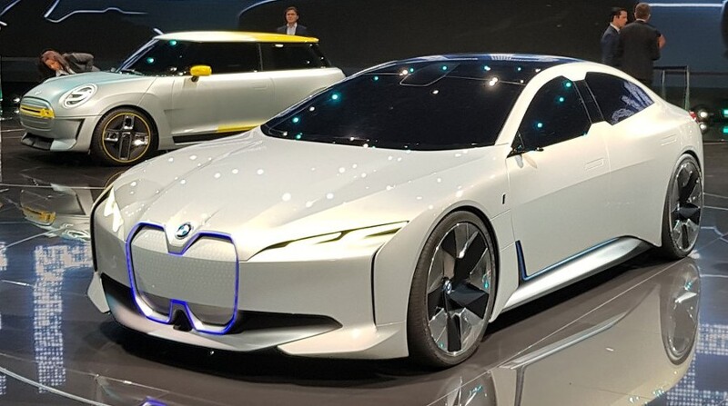 BMW의 두번째 전기차 i4 출시 확정