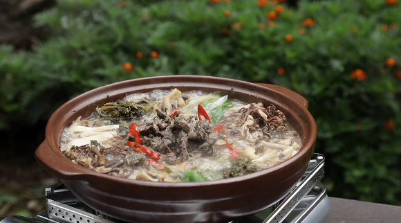 한국인의 밥상 지리산약초밥상 쇠비름 쇠비름소고기전골 약초돼지족발묵 파는곳 9월 26일 방송