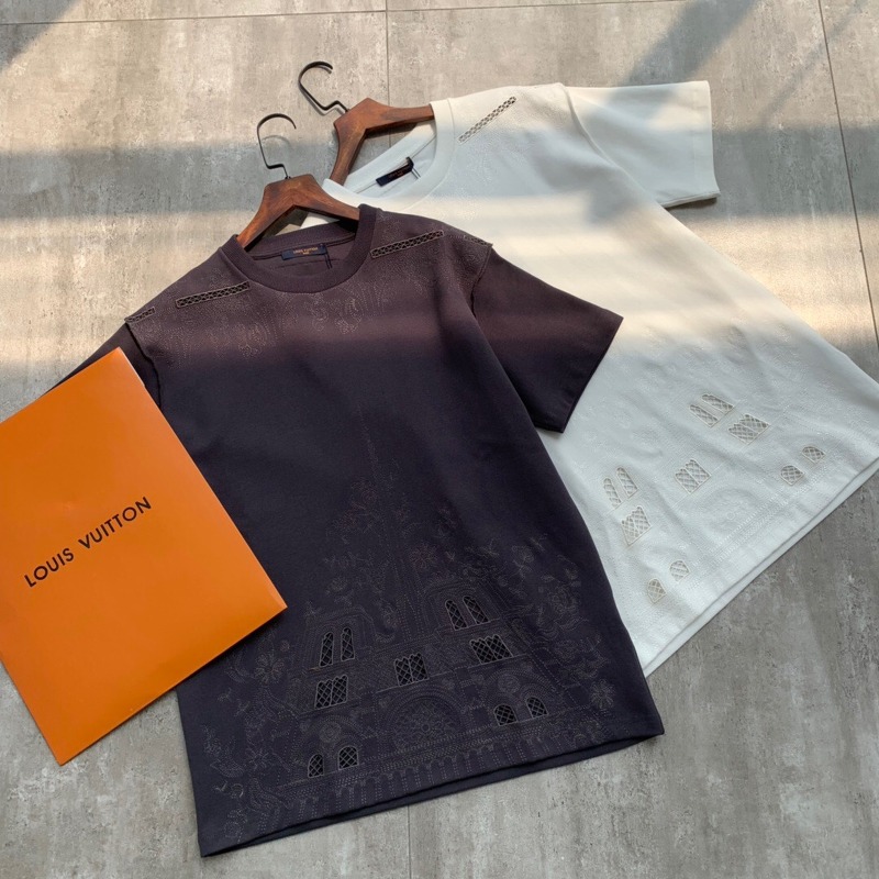 [LOUIS VUITTON] 루이비통 2020SS 파리 노트르담 & 퐁네프 엠브로이더드 디셔츠 1A7QHS ( 2 COLOR )