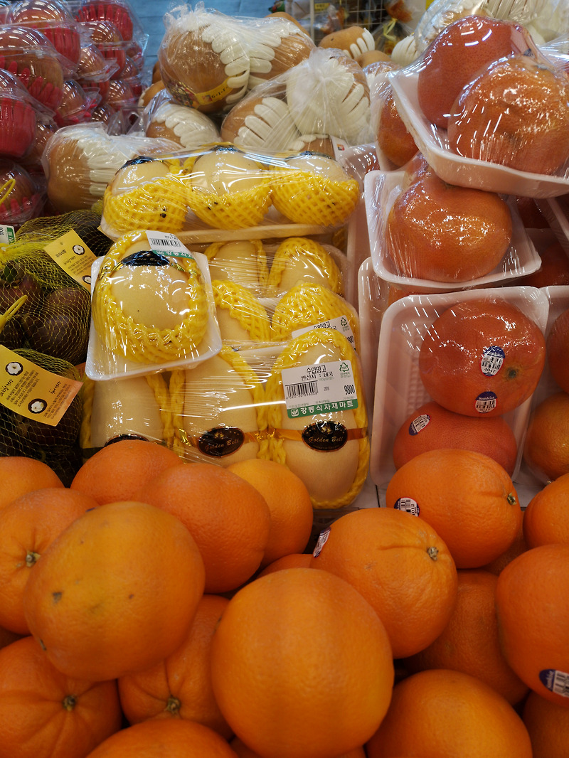 강동식자재마트, 과일 사기