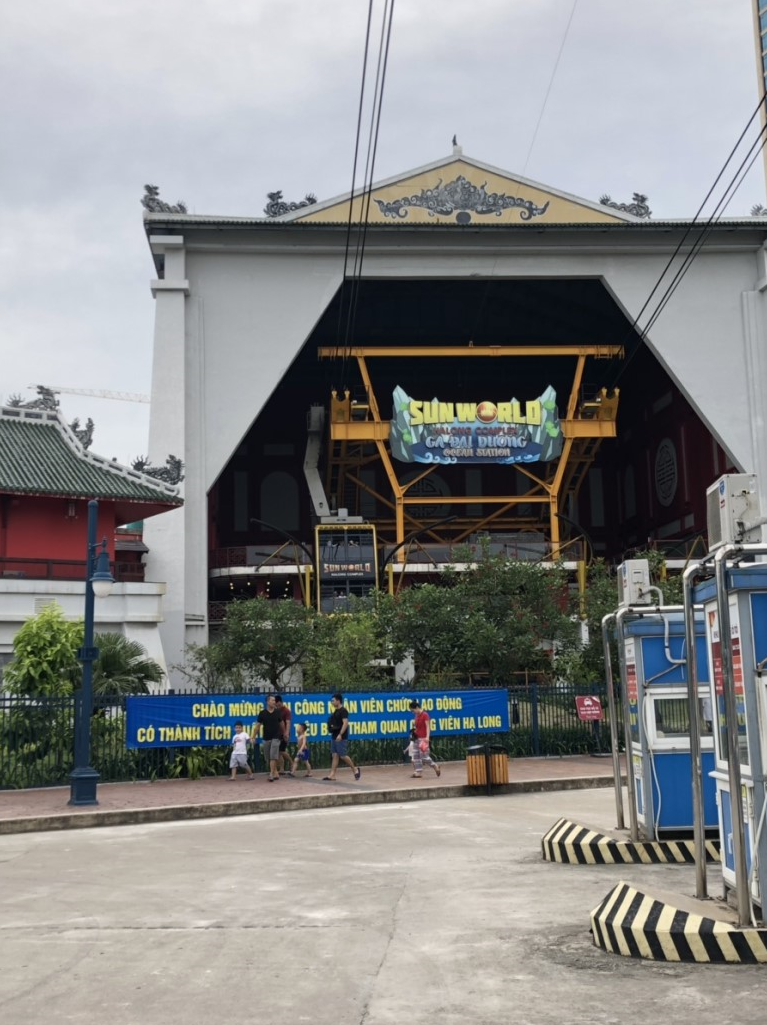 [베트남 여행]하롱베이 테마파크::세계에서 가장높은 케이블카+대관람차 (기네스북 기록)