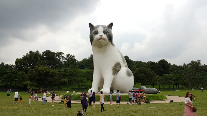 올림픽공원 거대 고양이 자이언트캣 데이트-88잔디마당과 88호수