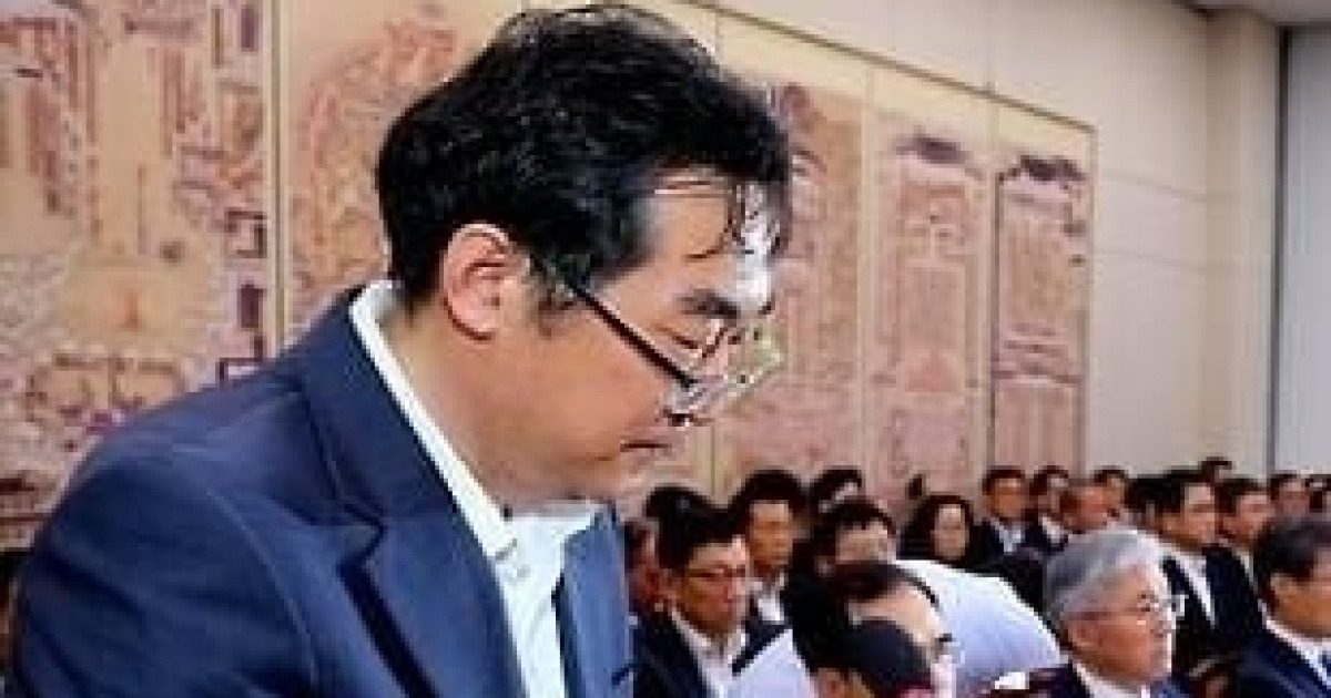 '민중은 개·돼지' 발언 논란 나향욱 복직한다 .. 법원 