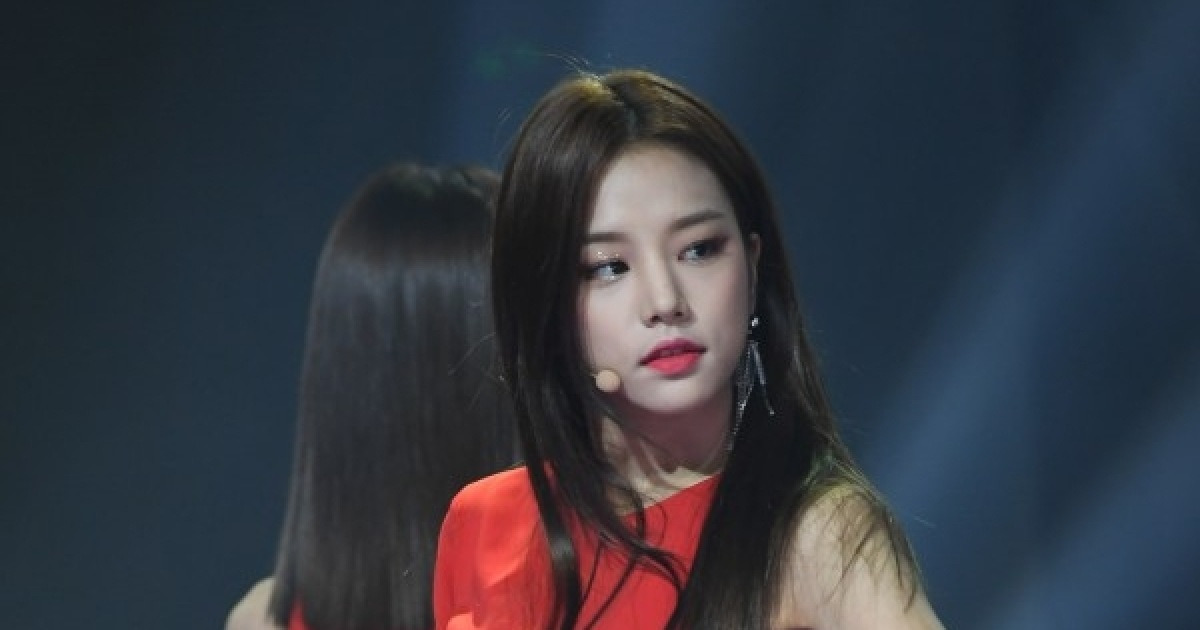라붐 솔빈 '유혹의 눈빛'