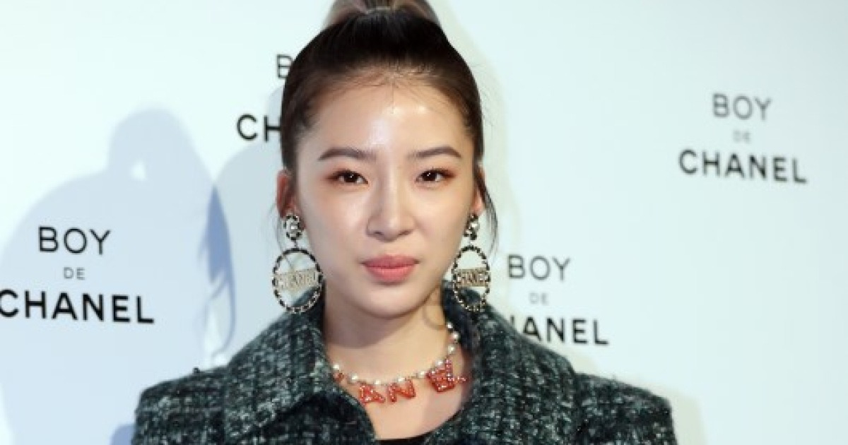 [포토]모델 아이린, 복근으로 매력발산