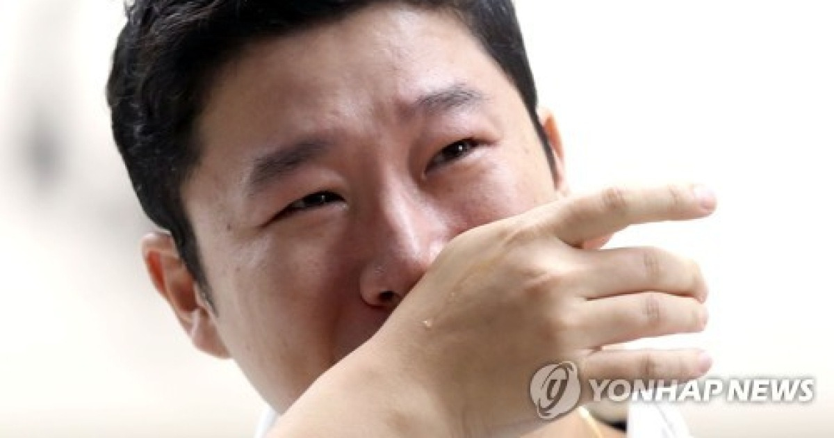 '역대급' 명승부 펼친 진종오, 우승 확정하고 눈물 '왈칵'