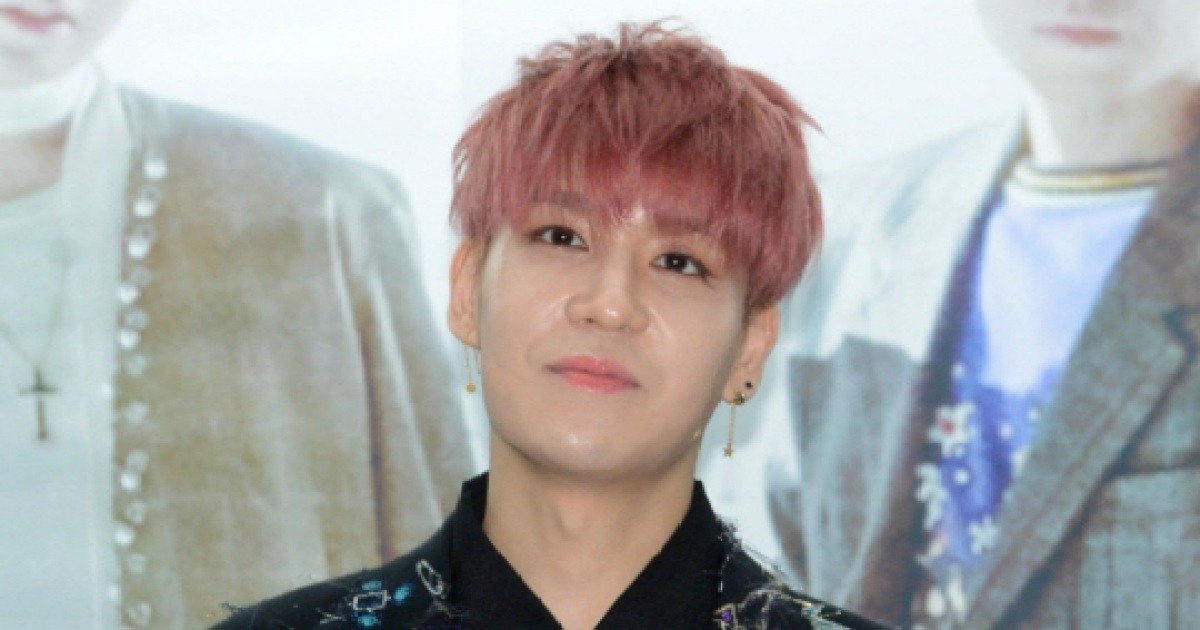 [종합]강성훈, 팬클럽 운영진과 열애설+ 대만 팬미팅 취소 '논란'