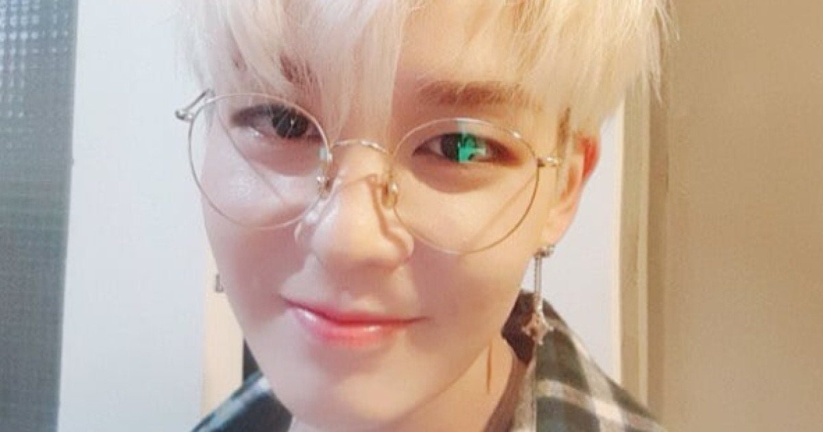 강성훈, 팬클럽 운영자와 열애설?..
