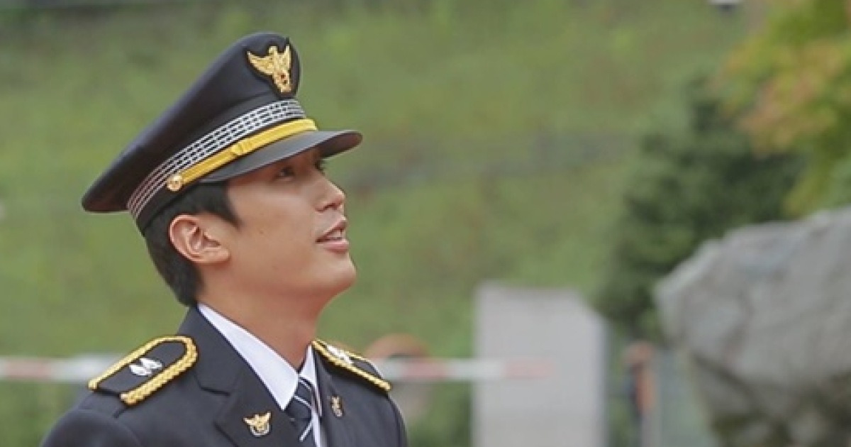 '시골경찰4' 강경준, 역대급 친절함 무장한 순경으로 활약