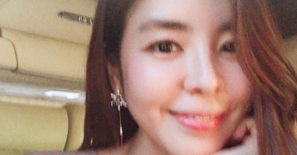 김규리 근황, 나이가 무색한 동안 미모..남다른 분위기
