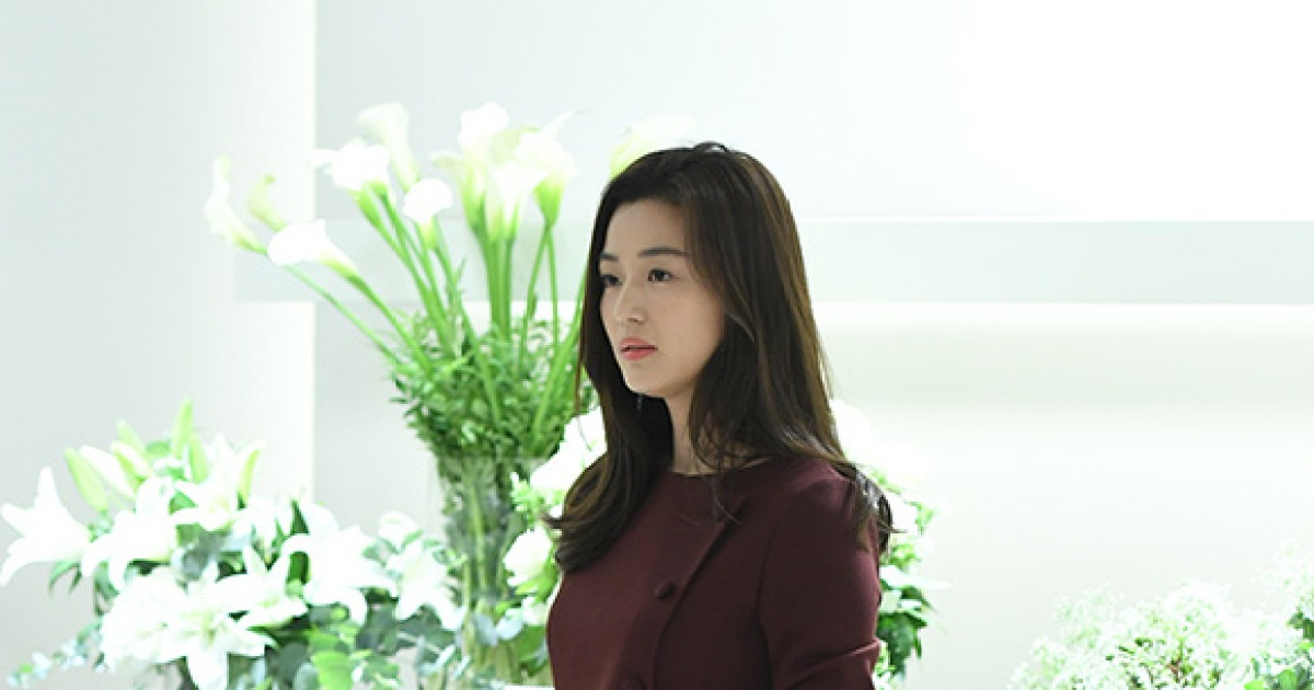 전지현, 변함없는 몸매