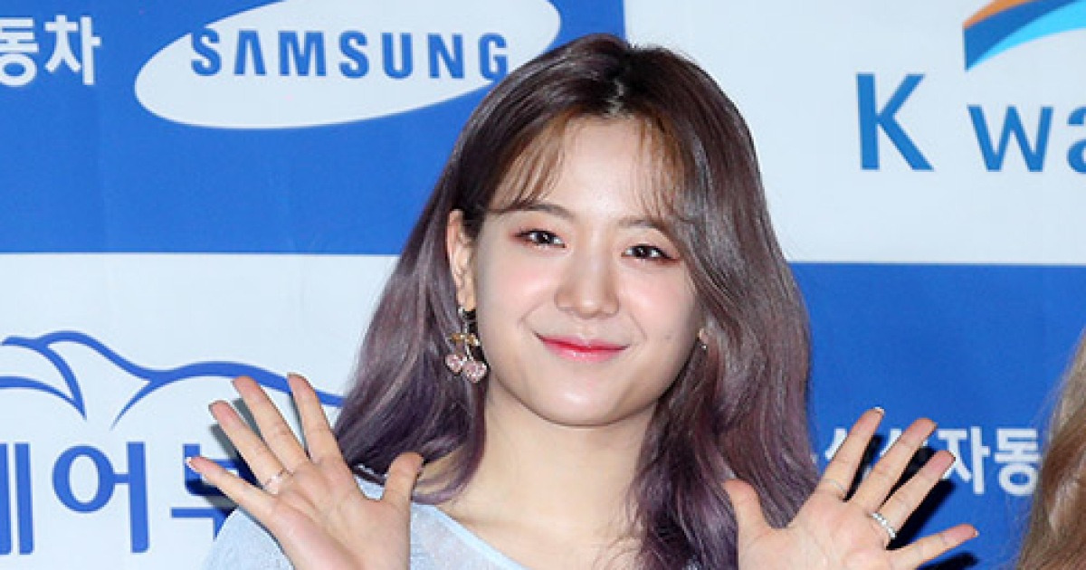 [bnt포토] 프로미스나인 장규리 '반가워요~'