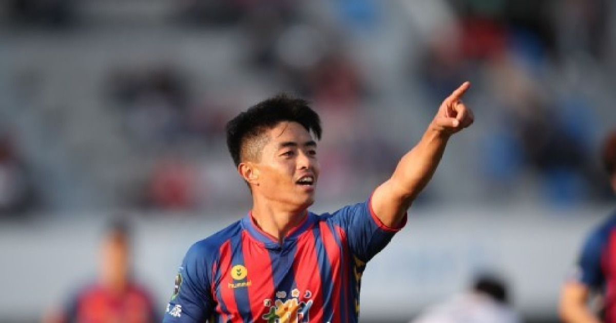 [K리그2 리뷰] '백성동 극적골' 수원FC, 대전에 3-2 승..6연패 탈출