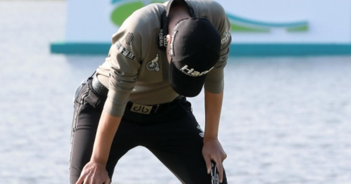 이글 퍼팅을 놓친 박성현 [LPGA KEB하나은행 챔피언십]