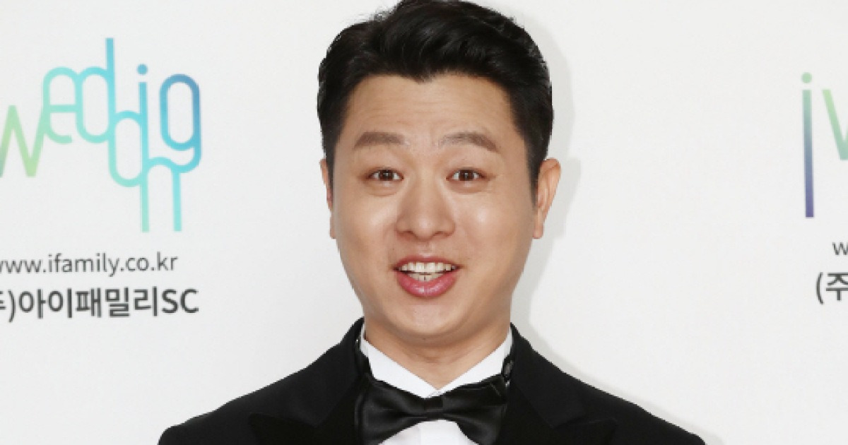 [SC이슈]'암투병→열애 고백→결혼'..유상무♥김연지, 4년 사랑 결실(종합)