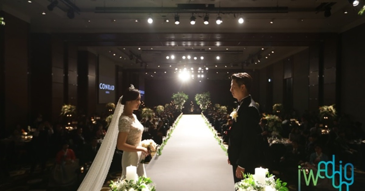 유상무♥김연지, 결혼식 사진 공개..보기만 해도 훈훈한 부부
