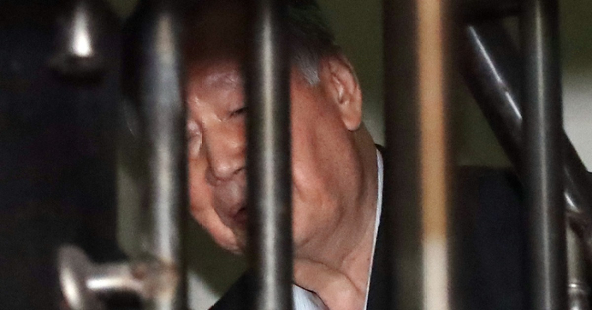 '수천억 원대 횡령 혐의' 이중근 부영 회장, 1심 선고공판