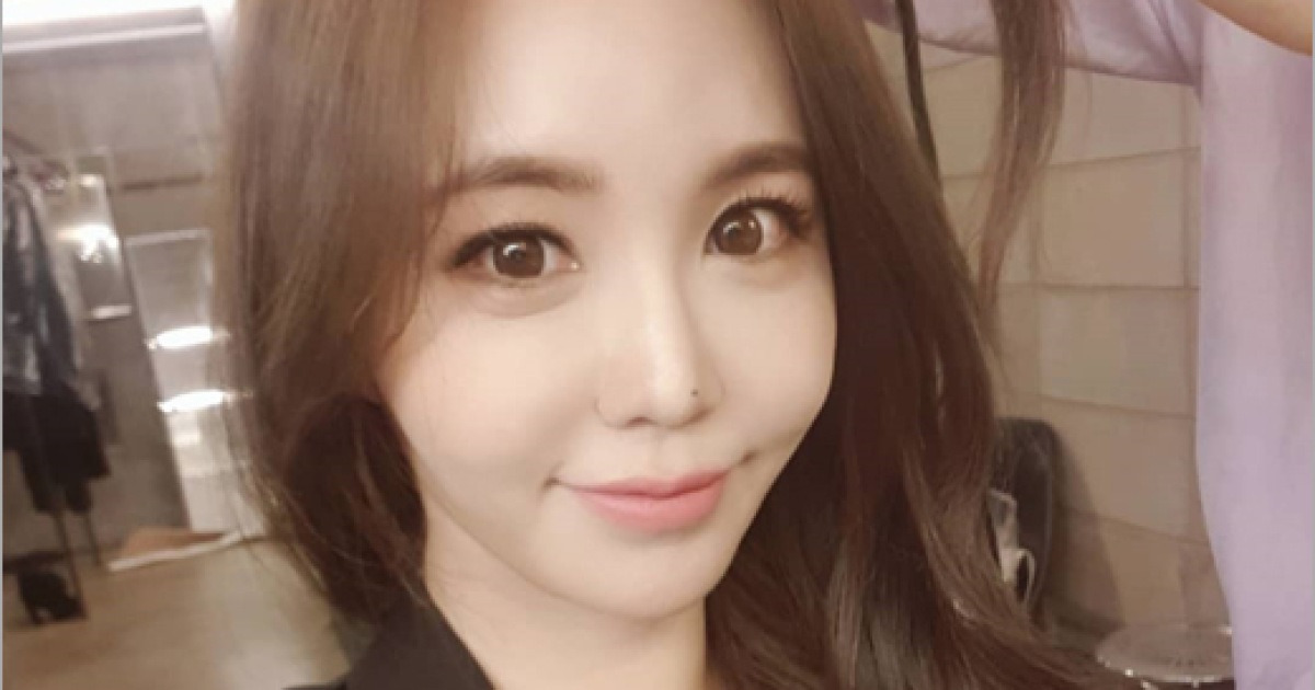 강예빈 '화보 준비중, 미모는 이미 화보급'