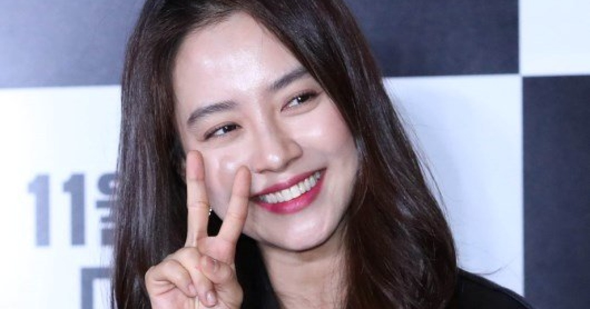 송지효, 23일 '씨네타운' 출연..'성난황소' 비하인드 푼다