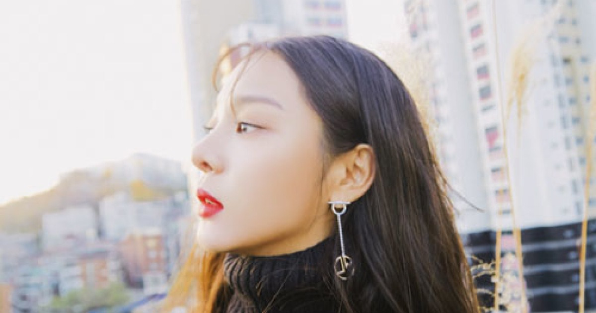 설인아 