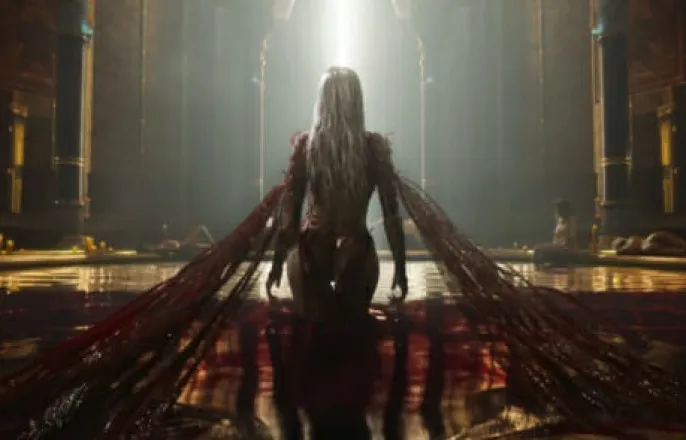 노란 수영복에 섹시한 몸매 어필하는 존예 처자