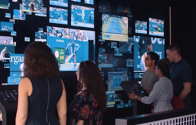 노란 수영복에 섹시한 몸매 어필하는 존예 처자