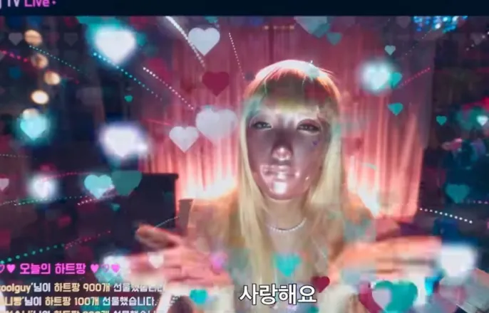 노란 수영복에 섹시한 몸매 어필하는 존예 처자