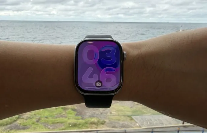 노란 수영복에 섹시한 몸매 어필하는 존예 처자