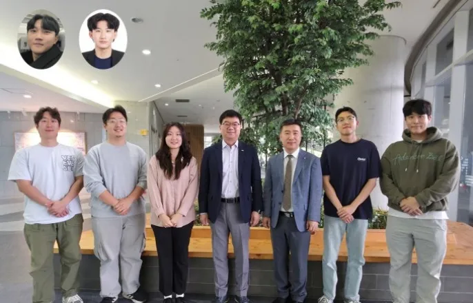 노란 수영복에 섹시한 몸매 어필하는 존예 처자